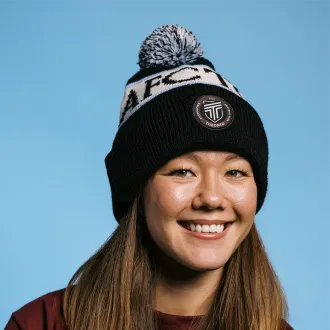 Skyline Pom Toque